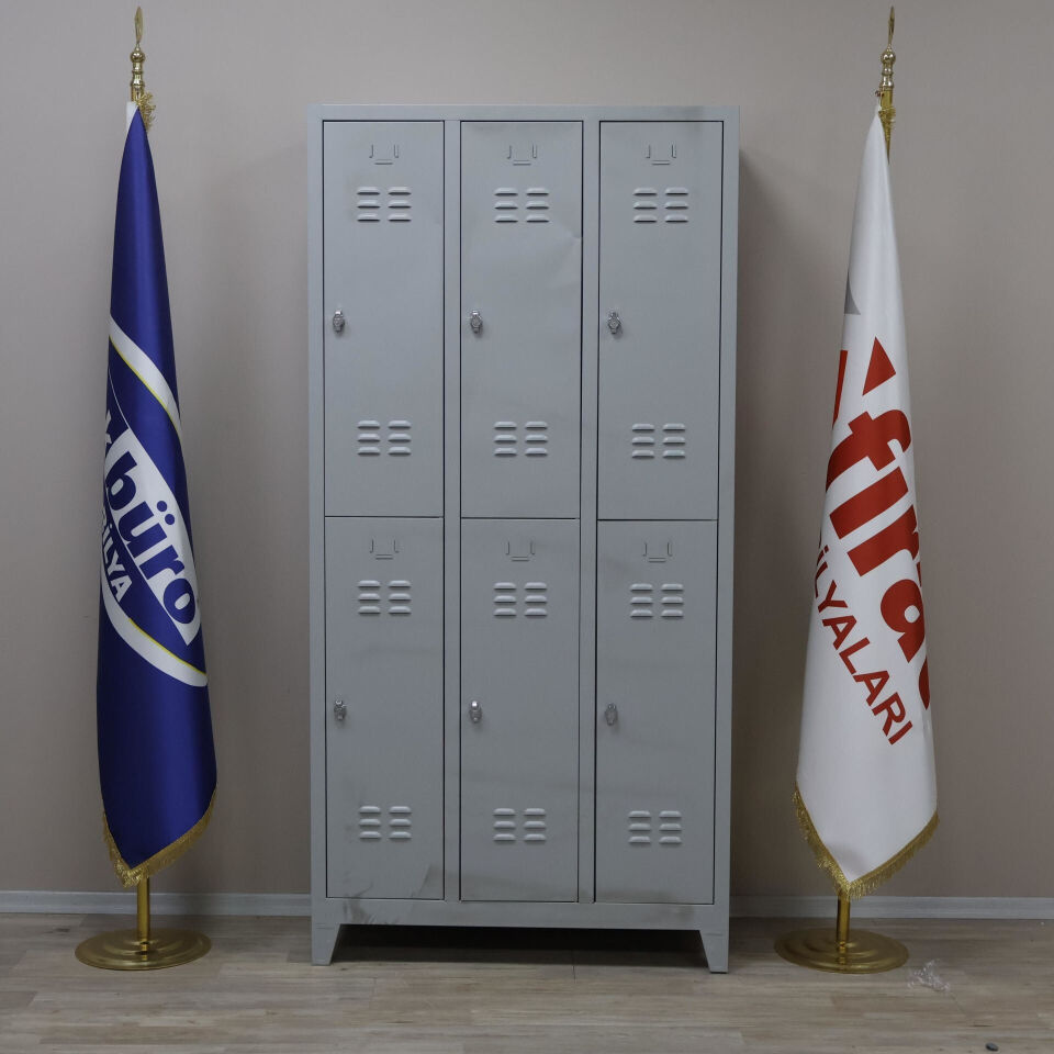 Soyunma Dolabı