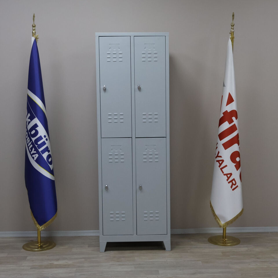Soyunma Dolabı