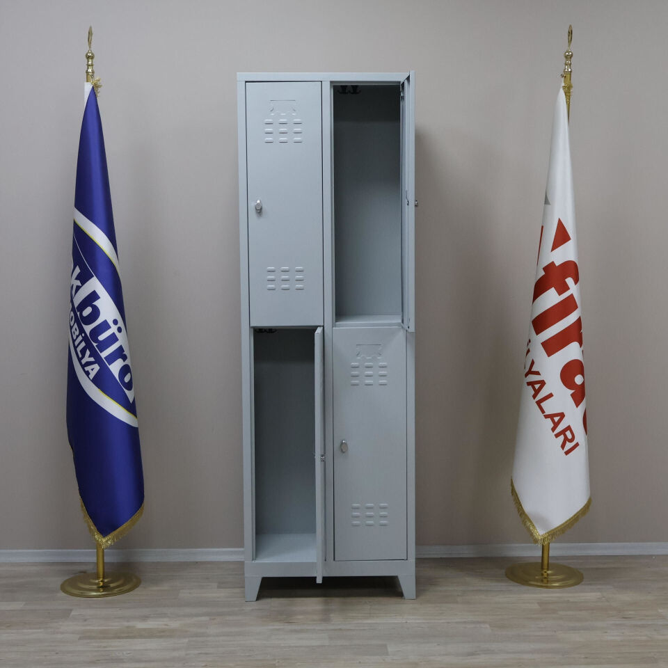 Soyunma Dolabı