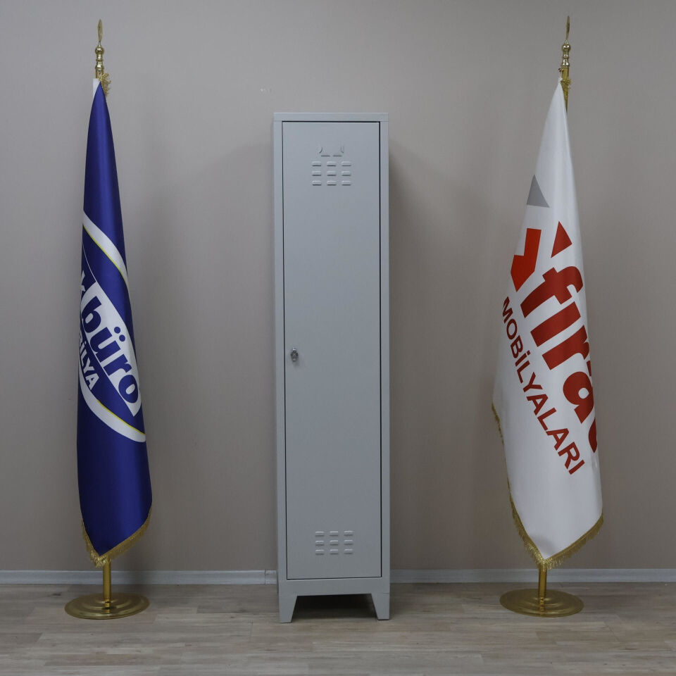 Soyunma Dolabı