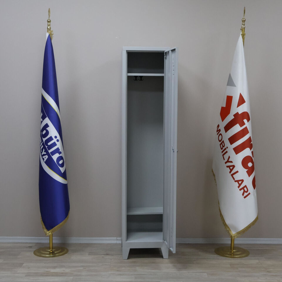 Soyunma Dolabı